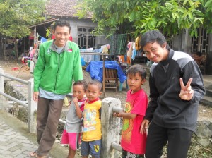 Demak - Helping Hand (22)_resize